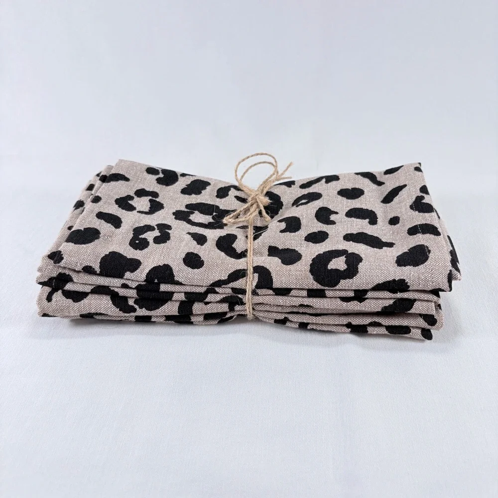 Mud Pie‎ Printed Napkins Set of 4 Tan Black Cheetah Animal Print Linen Blend